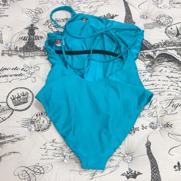 NWOT BECCA One-Piece Swimsuit - Picture 5 of 6